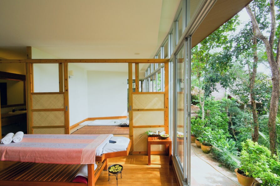 Spa open nature room